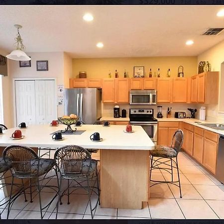 7 Bedroom, 6 Bath And Pool Near Disney In Emerald Island 4 King Master Suites Kissimmee Exteriör bild